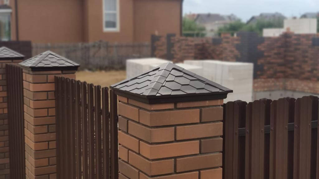 Колпак Zking Эверест Коричневый на столб 1.5х1.5 кирпича (390х390мм) в Усть-Катаве фото