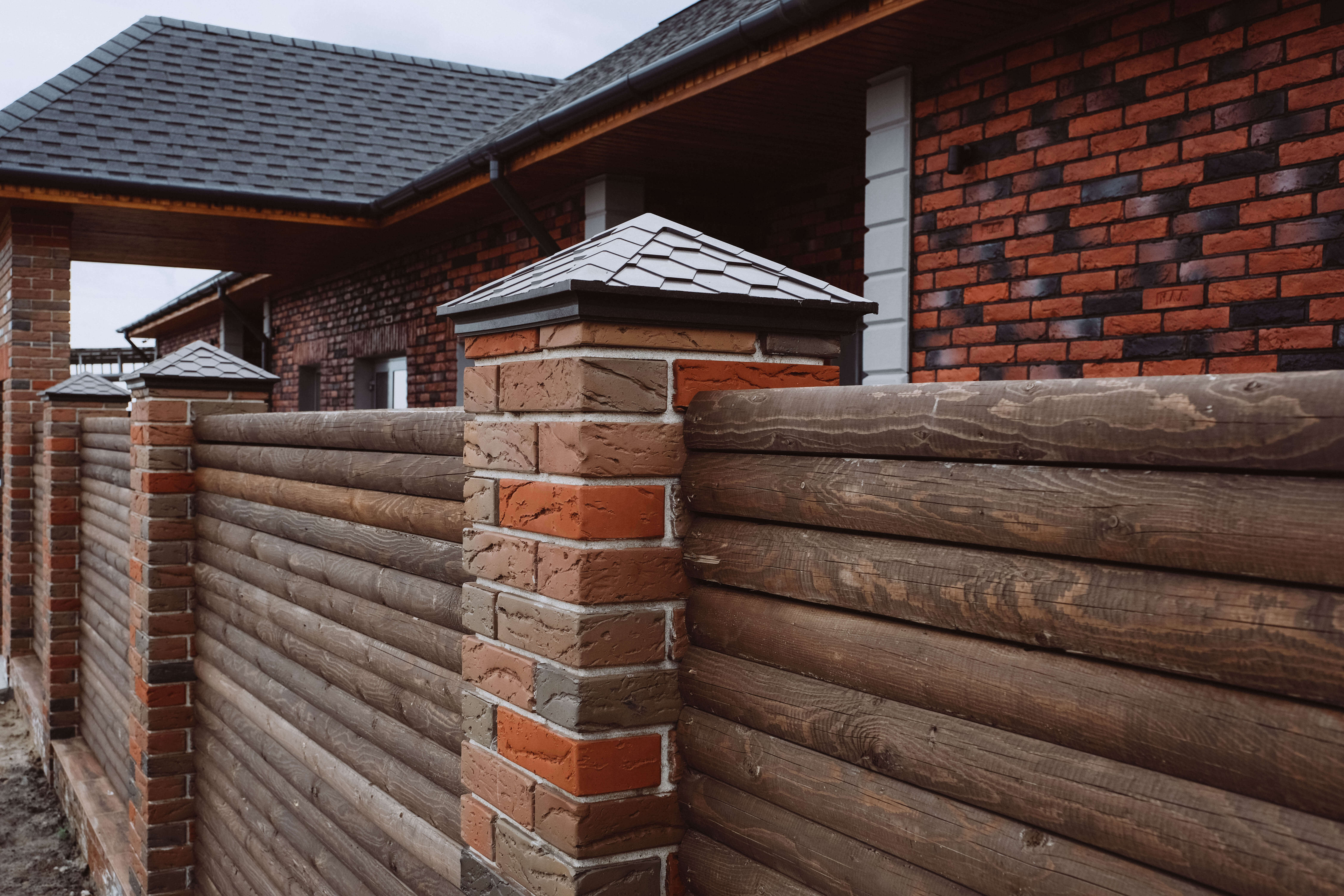 Колпак Zking Эверест Коричневый на столб 1.5х1.5 кирпича (390х390мм) в Усть-Катаве фото