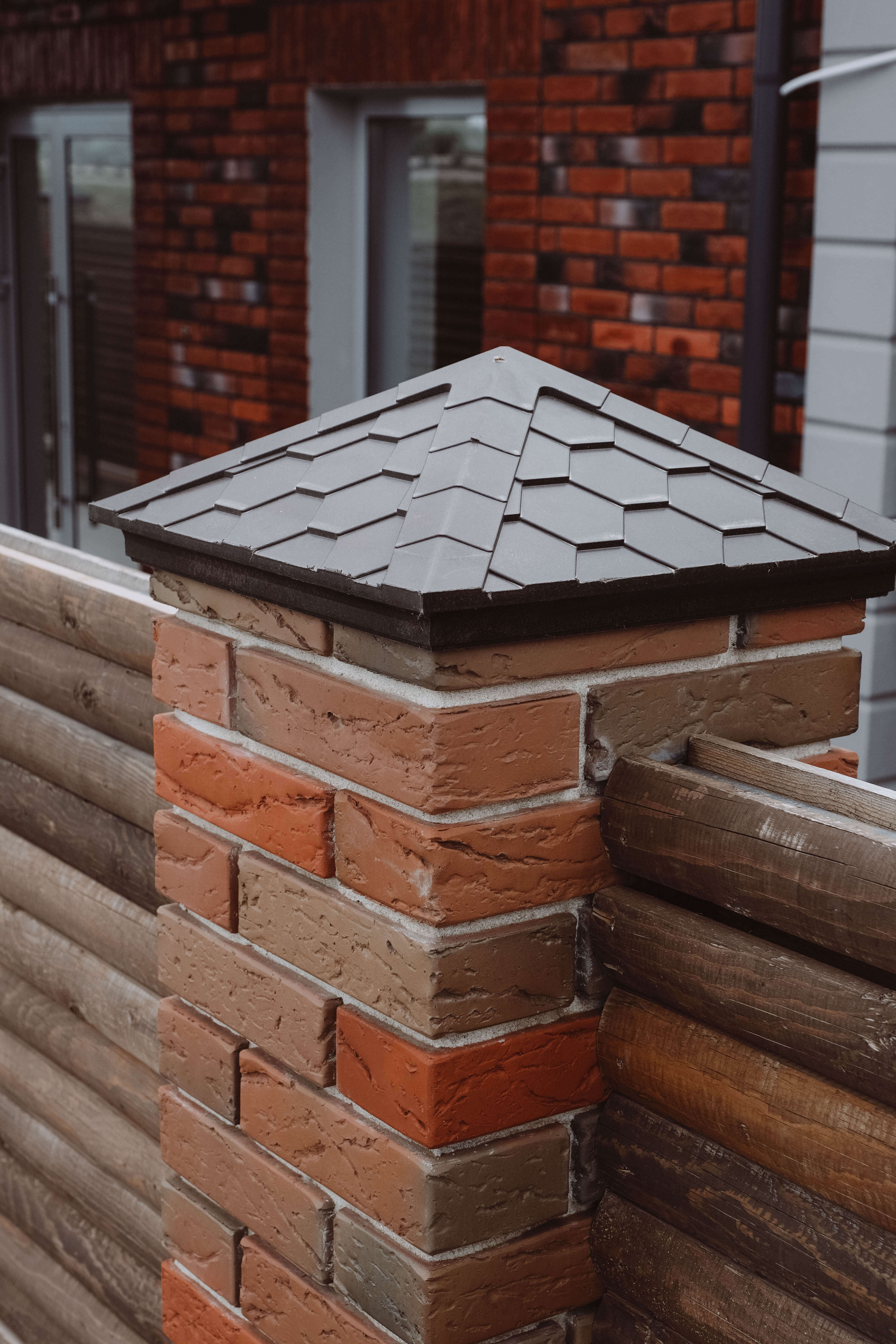 Колпак Zking Эверест Коричневый на столб 1.5х1.5 кирпича (390х390мм) в Усть-Катаве фото